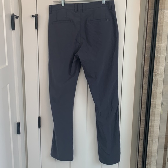 Travis Mathew blue golf pants. 34x33. Stretch fabric, lightweight. EUC - Picture 4 of 5